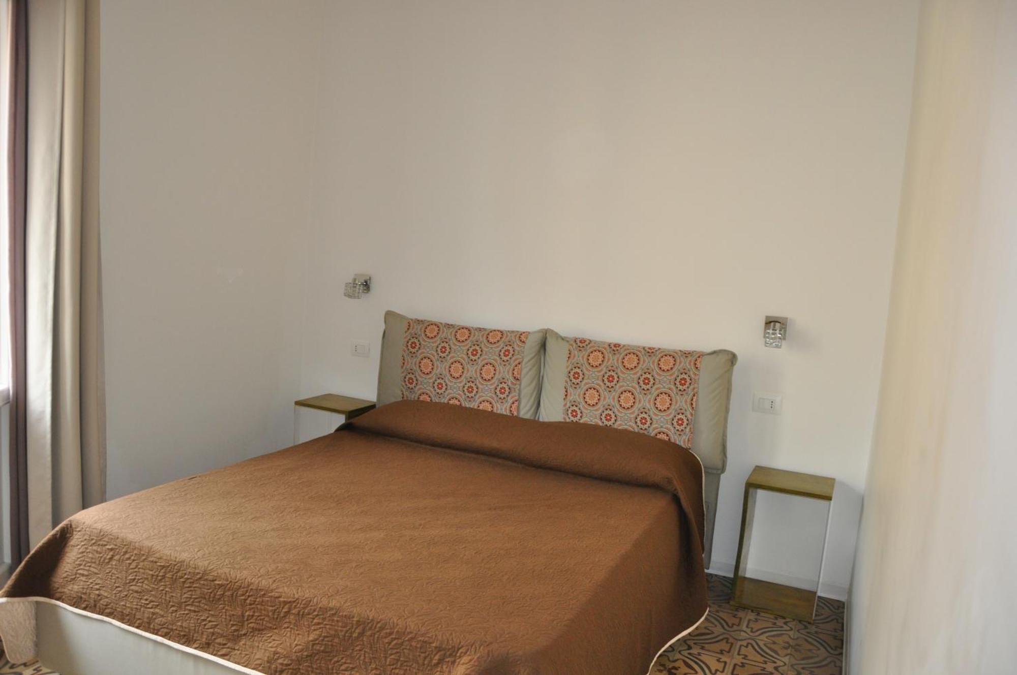 Sat Appartamenti Locazioni Turistiche Brevi-G&P Holiday Home Trapani Exterior photo
